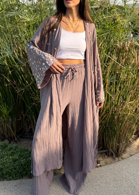 Hand-Embellished Shell-Button Textured Set - Mauve Taupe