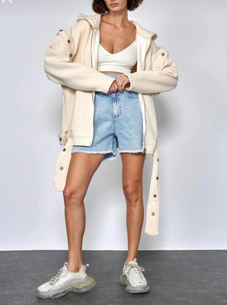 Oversized Cream Jacket with detachable Detail