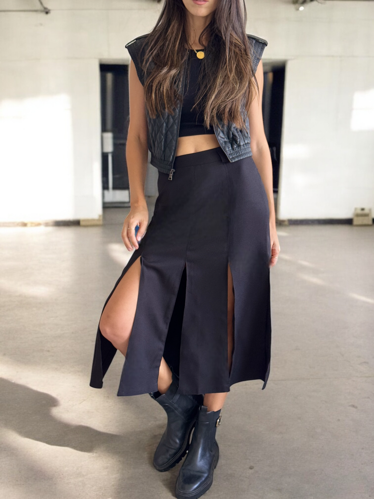 Black Slit Detail Midi Skirt